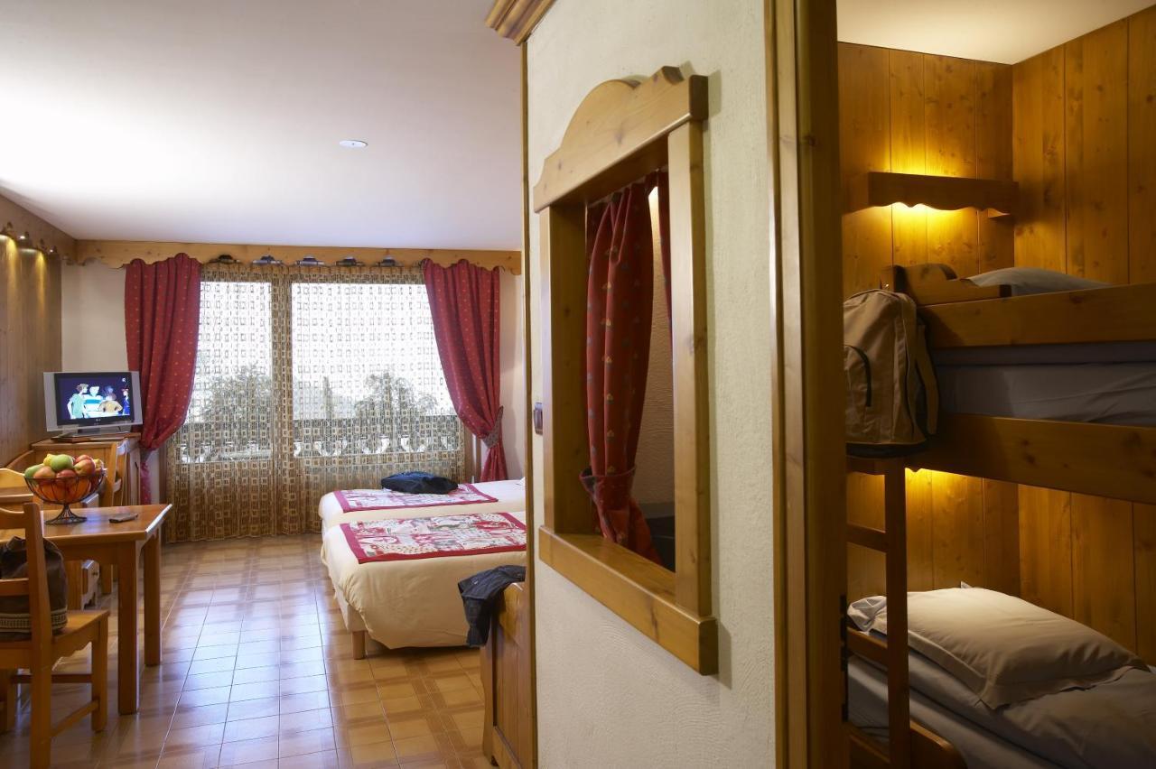 Hotel Les Cornettes à Abondance Extérieur photo