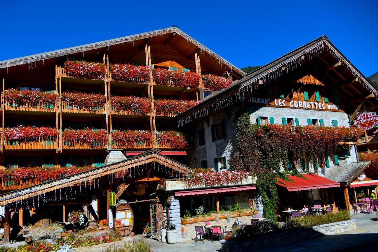 Hotel Les Cornettes à Abondance Extérieur photo